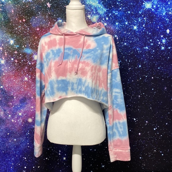 Miss Posh | M | Crop Top Hoodie and Shorts Tye Dye Comfy Set - Picture 2 of 11